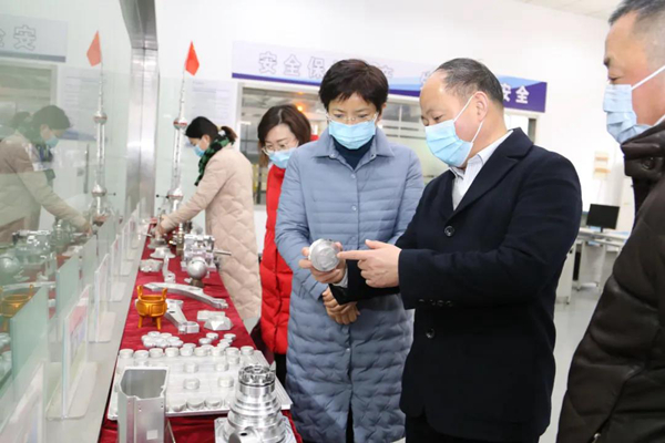 兴化市政协来武进考察交流