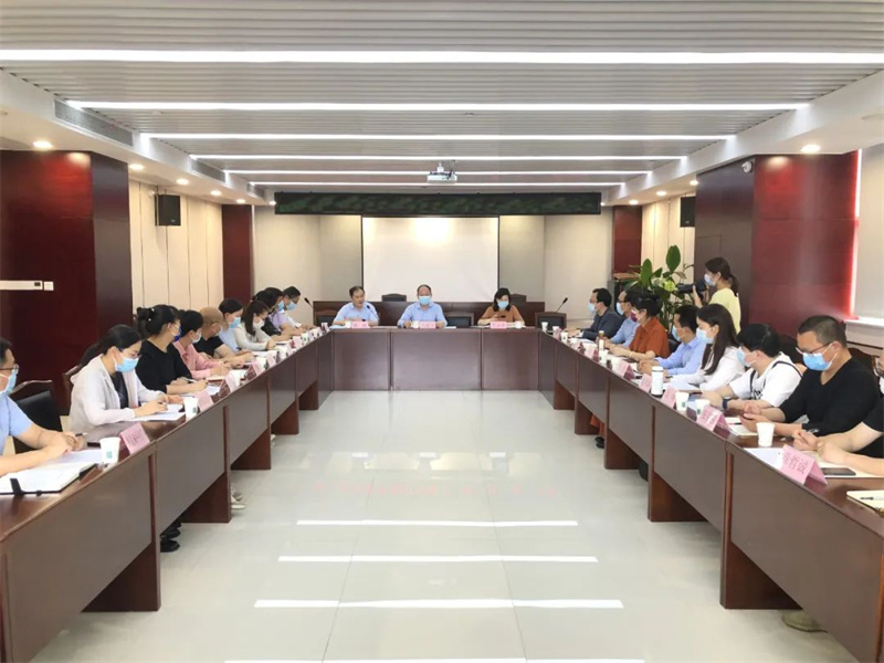区政协文化艺术界别组召开“一村一员一室 助力乡村振兴”工作会议