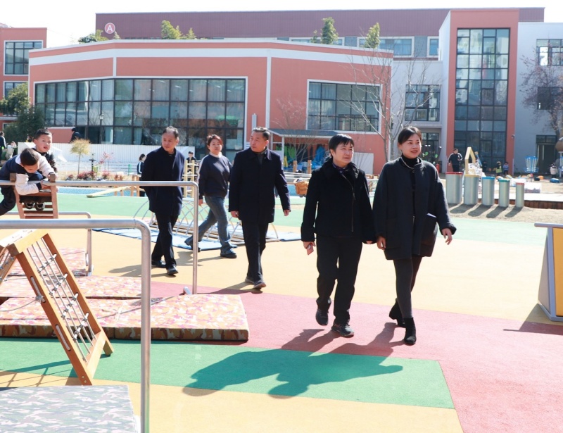 区政协副主席蒋红英开展“一镇一村一企一校”联系点调研