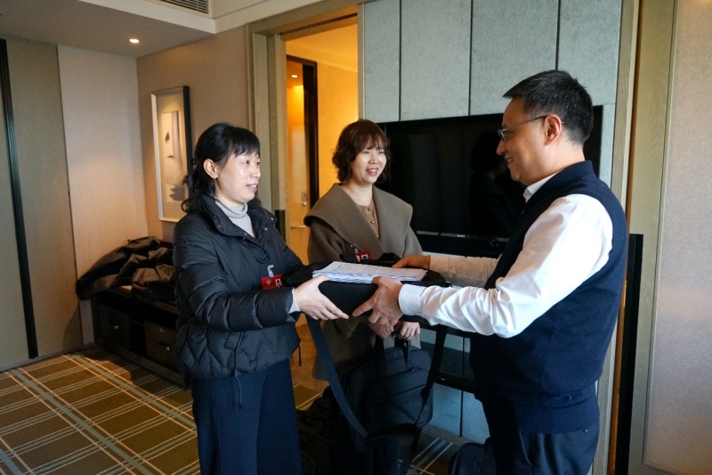 履职尽责担使命 凝心聚力助发展丨政协委员满怀热情向大会报到！