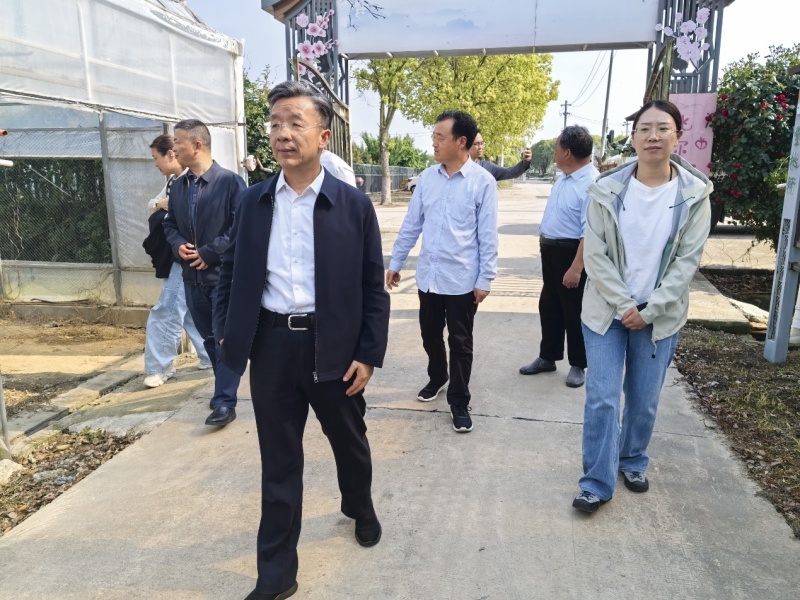 区政协“农业产业适度规模经营”民主监督小组开展调研座谈活动